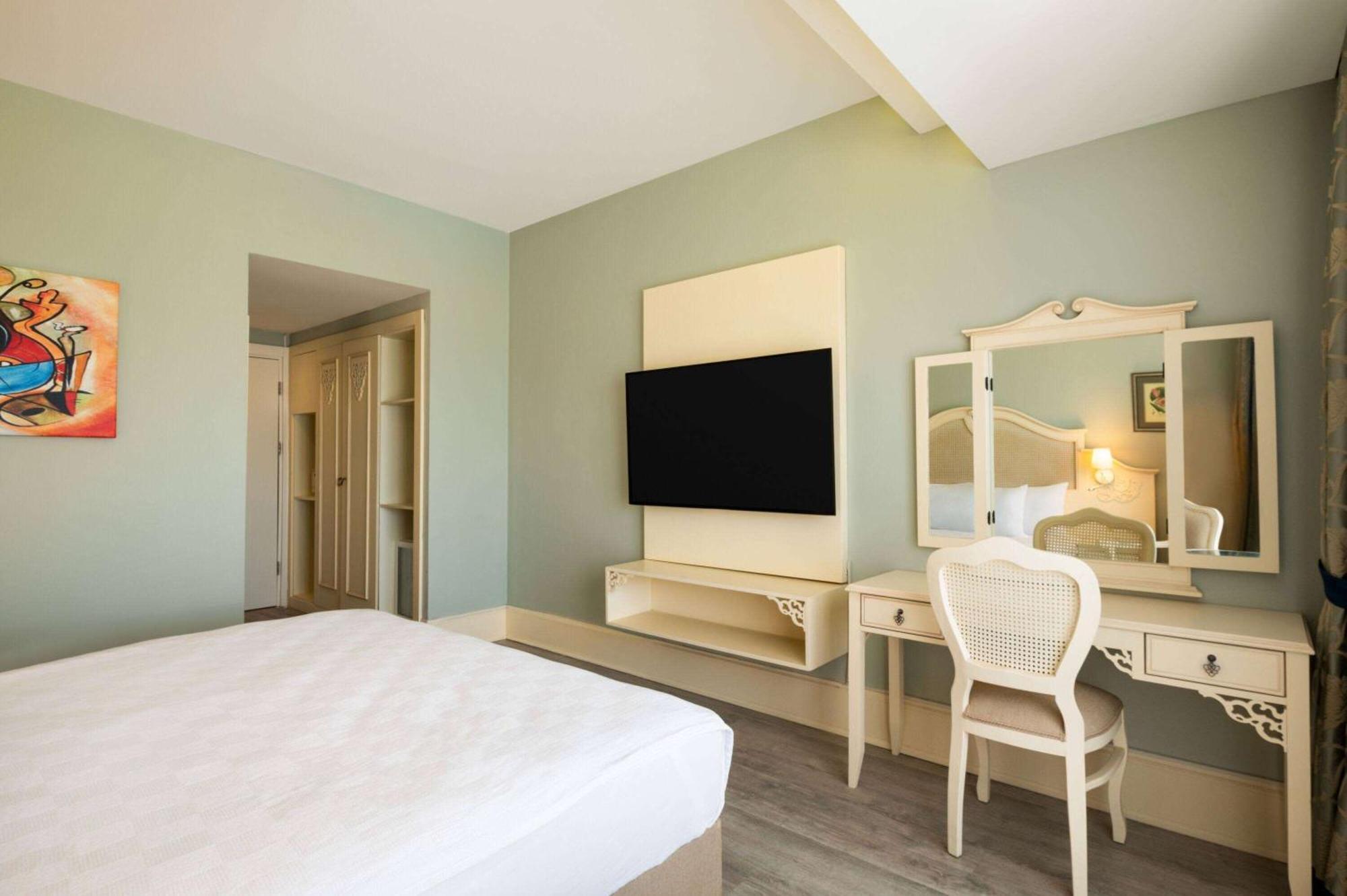 Dolce By Wyndham Cesme Alaçatı Buitenkant foto